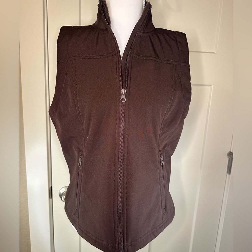 Shyanne Brown Softshell Fleece-Lined Vest Zip Front Western Style Women’s S